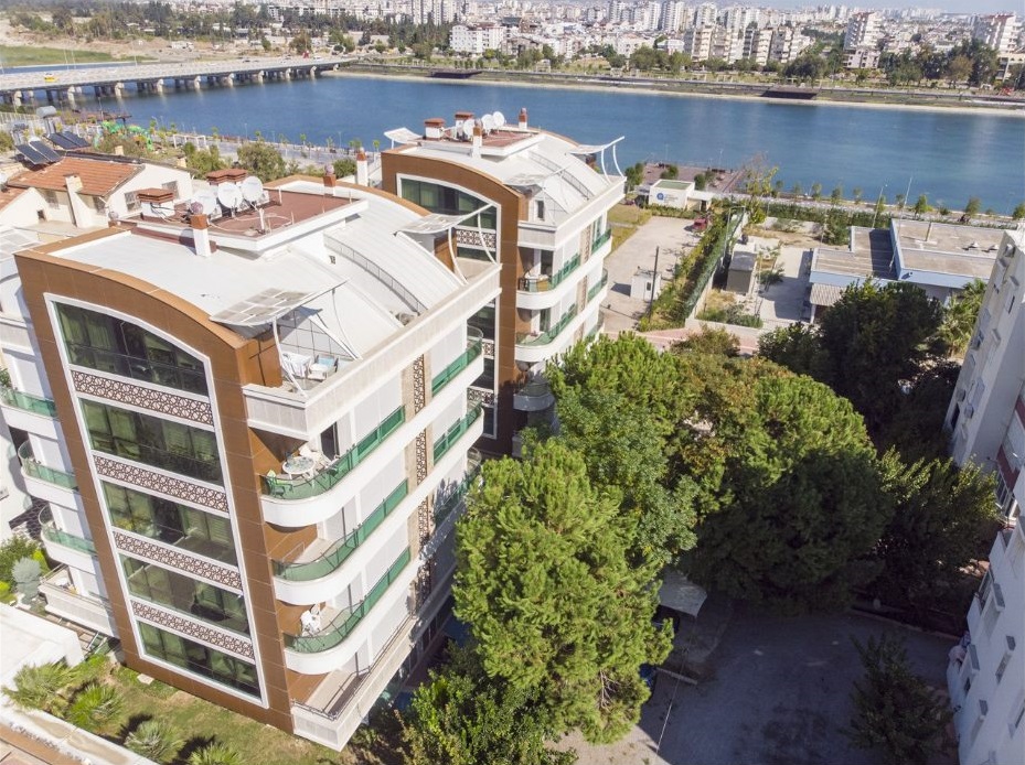 Apartment buildings in Liman Konyaalti