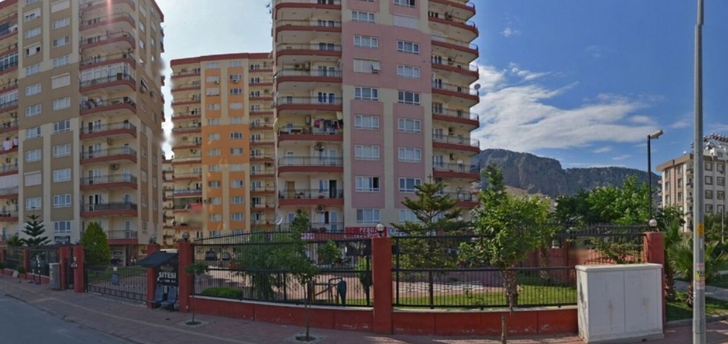 Sarusy apartment complexes